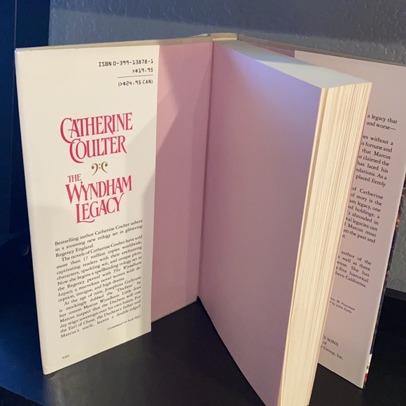 The Nightingale Legacy and The Wyndham Legacy in preowned condition. - Picture 9 of 14